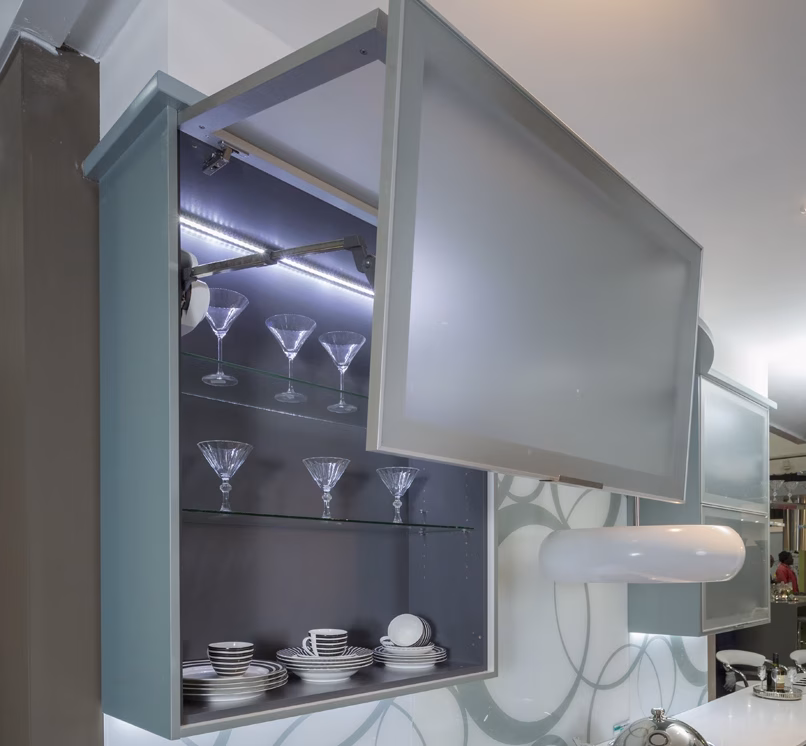 Oxygen & Champagne – Flap Door Oxygen & Champagne - Flap Door